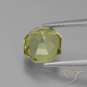 Apatito Amarillo  verdoso natural de 2.54 ct, Corte Octágono / Esmeralda, VS