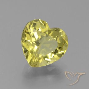 Apatito Dorado terroso natural de 2.27 ct, Corazón, VVS-VS