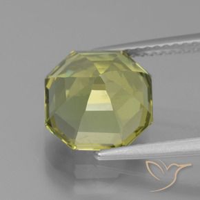 Apatito Amarillo medio natural de 4.64 ct, Corte Octágono / Esmeralda, VS