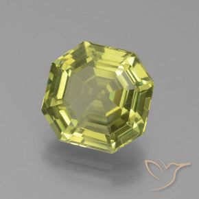 Apatito Medium Light Green natural de 3.95 ct, Corte Octágono / Esmeralda, VVS-VS