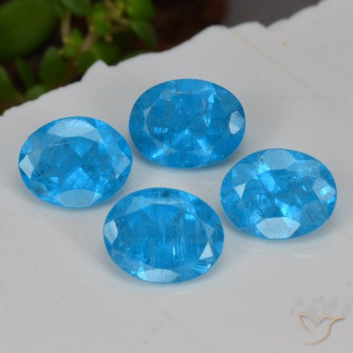 1.34ctw Natural Azul intenso Apatito, Ovalada, VS-SI