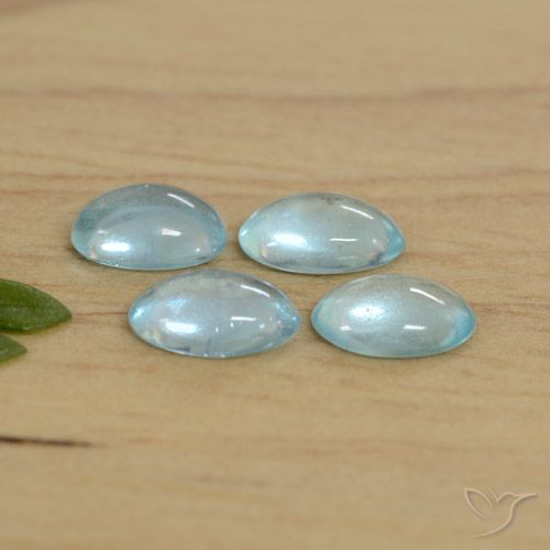 1.27ctw Natural Azul claro Apatito, Ovalada, Transparente