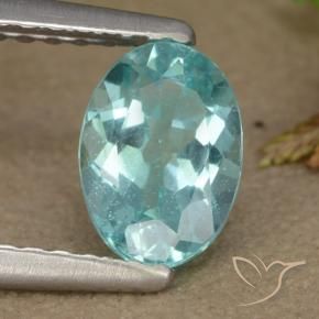 Apatito Verde azulado claro natural de 0.92 ct, Ovalada, VS