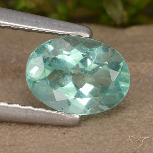 0.92ct Natural Verde azulado medio Apatito, Ovalada, VS