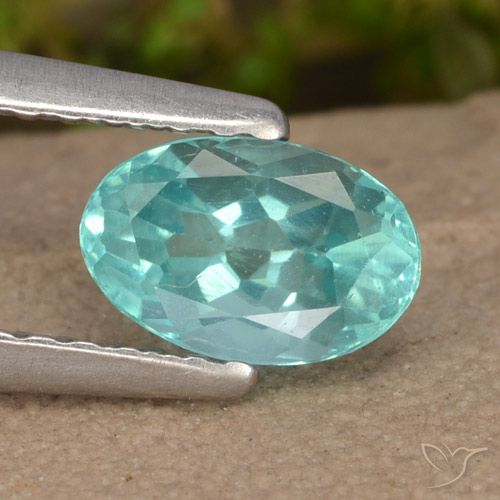 0.74ct Natural Verde azul Apatito, Ovalada, VS