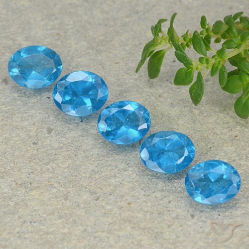 1.74ctw Natural Azul Apatito, Ovalada, VS