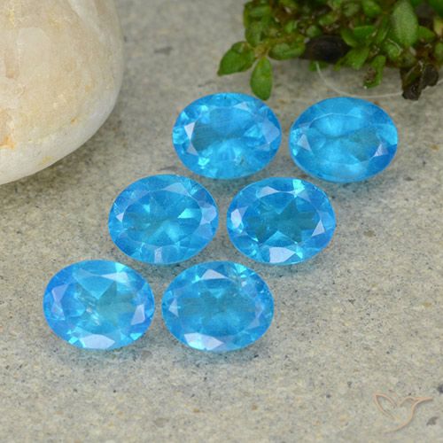 2.42ctw Natural Azul Apatito, Ovalada, VS