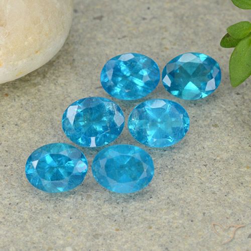 2.18ctw Natural Azul agua oscuro Apatito, Ovalada, VS