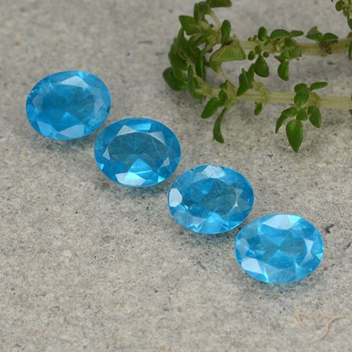 1.32ctw Natural Azul agua oscuro Apatito, Ovalada, VS
