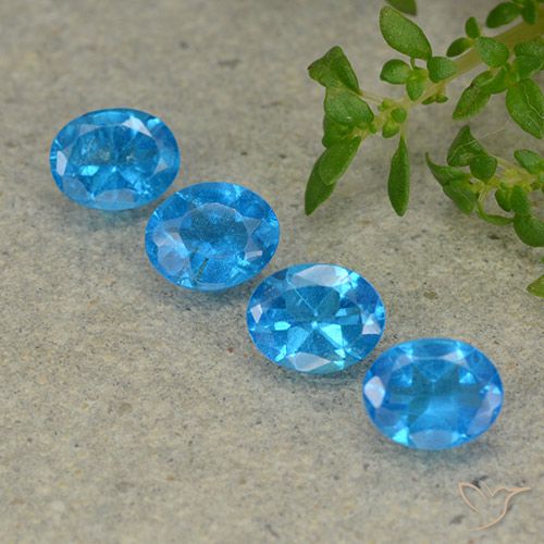 1.39ctw Natural Azul Apatito, Ovalada, VS