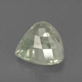 Aguamarina Verde claro natural de 3.45 ct, En forma de pera, SI