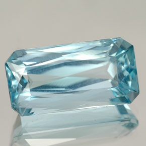 Aguamarina Azul claro natural de 7.45 ct, corte esmeralda, VS