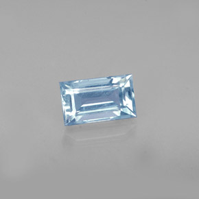 Aguamarina Azul claro natural de 0.74 ct, Corte Baguette, VS-SI