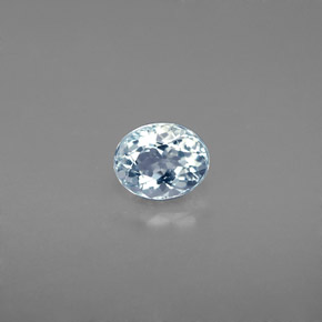 Aguamarina verde natural de 0,68 ct, corte óvalo, VVS