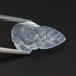 Aguamarina azul natural de 5,65 ct, forma elegante, transparente