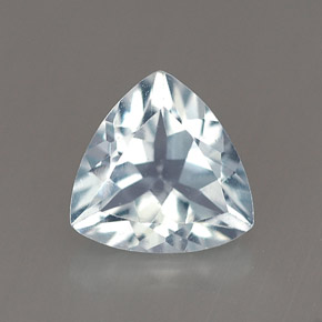 Aguamarina Azul claro natural de 0.99 ct, Trillón, VVS