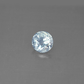 Aguamarina Azul claro natural de 0.67 ct, Corte Redondo, VS