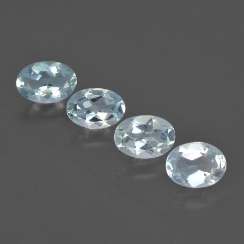 Gemas de Aguamarina Azul claro natural de 2.30 ct, Corte Óvalo, VVS-VS