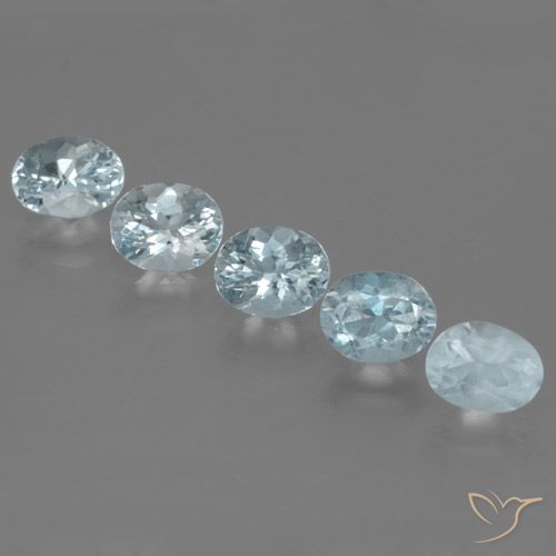 3.83ctw Natural Azul claro Aguamarina, Ovalada, VS
