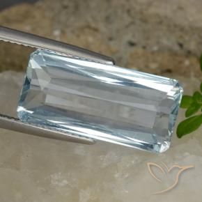 Aguamarina Azul claro natural de 10.63 ct, Corte Octágono / Esmeralda, VVS
