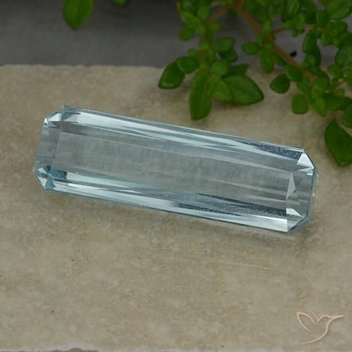 Aguamarina Azul agua claro natural de 23.57 ct, Corte Octágono / Esmeralda, VVS