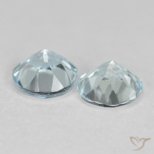 Gemas de Aguamarina Azul muy claro natural de 0.78 ct, Redondo, VVS-VS