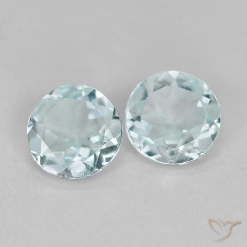Gemas de Aguamarina Azul muy claro natural de 0.66 ct, Redondo, VVS-VS