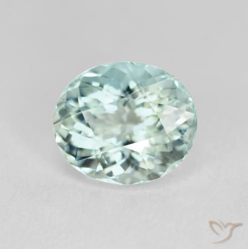 Aguamarina Verde azul muy claro natural de 2.03 ct, Ovalada, VVS-VS
