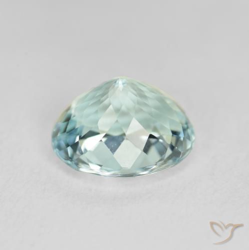 Aguamarina Verde azul muy claro natural de 2.03 ct, Ovalada, VVS-VS
