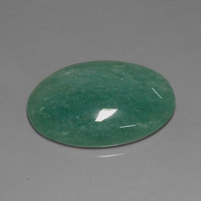Venturina Verde natural de 23.34 ct, Corte Óvalo, Opaco