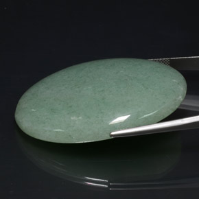 Aventurina verde natural de 106,85 ct, corte óvalo, opaco