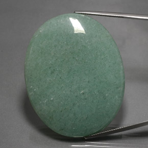 Venturina Verde natural de 61.96 ct, Corte Óvalo, Opaco