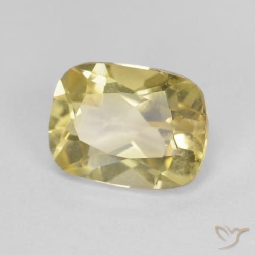Berilo Amarillo medio natural de 1.32 ct, Forma Cojín, VVS