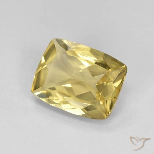 Berilo Amarillo-dorado claro natural de 1.84 ct, Forma Cojín, VVS