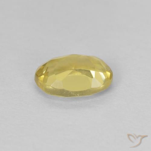 Berilo Amarillo medio natural de 0.62 ct, Ovalada, VVS