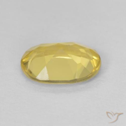 Berilo Amarillo claro natural de 0.93 ct, Ovalada, VVS