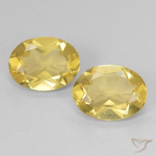 2.35ctw Natural Dorado claro Berilo, Ovalada, VVS-VS