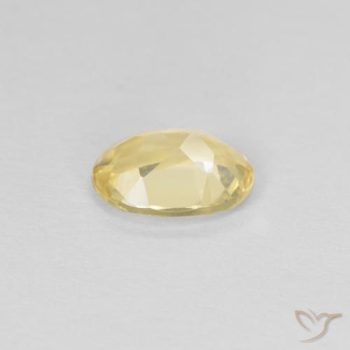 Berilo Amarillo-dorado claro natural de 0.69 ct, Ovalada, VVS