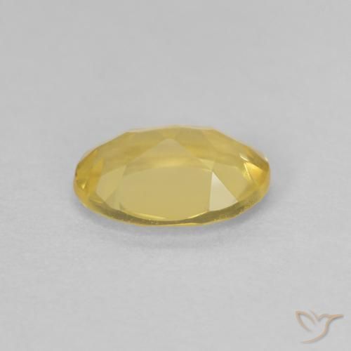 Berilo Amarillo claro natural de 0.98 ct, Ovalada, VVS-VS