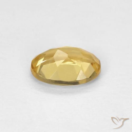 Berilo Amarillo medio natural de 0.72 ct, Ovalada, VVS