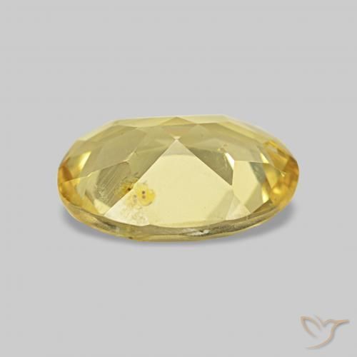 Berilo Dorado claro natural de 0.95 ct, Ovalada, VS
