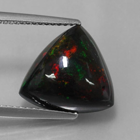 Ópalo negro multicolor natural de 3,55 ct, trillón, opaco