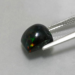 Ópalo negro multicolor natural de 2,40 ct, cuadrado, opaco