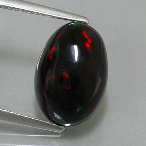 Ópalo negro multicolor natural de 3,75 ct, corte óvalo, opaco