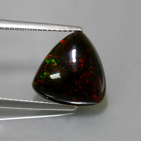Ópalo negro multicolor natural de 3,57 ct, trillón, opaco