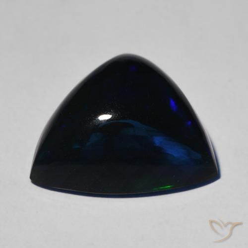 Ópalo negro Multicolor natural de 5.55 ct, Trillón, Opaco