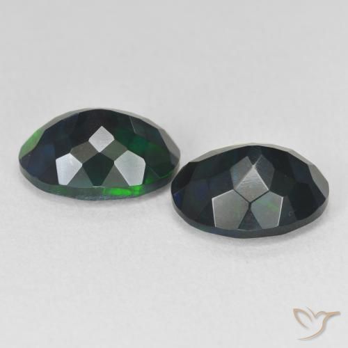 Gemas de Ópalo negro Multicolor natural de 3.88 ct, Ovalada, Translúcido