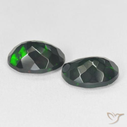 Gemas de Ópalo negro Multicolor natural de 3.63 ct, Ovalada, Translúcido