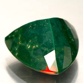 Heliotropo verde natural de 12,83 ct, trillón, opaco