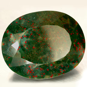 Sanguinaria Verde moteado natural de 31.65 ct, Corte Óvalo, Opaco